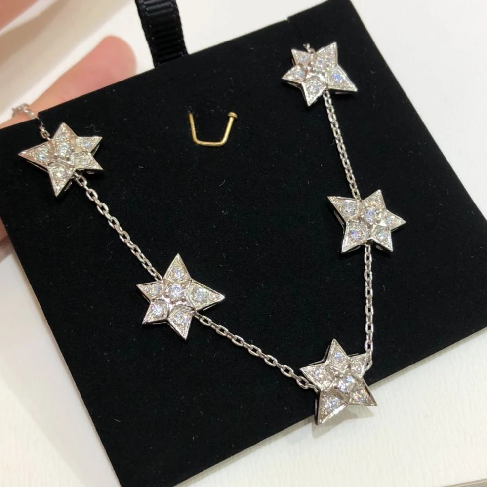 2021new Exclusive Jewelry Craft Fshion Versatile C Luxury Design Trend Top Brand Summer Lady's Star Diamond Bracelet Hot
