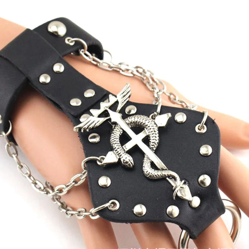 Skull Bracelet Ring Leather Rivet Bangle Hip Hop Gothic Rock Palm Men Women