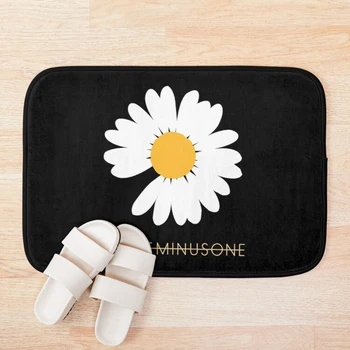 

KPOP G-DRAGON PEACEMINUSONE DAISY Bath Mat Custom One Direction Doormat Home Decor Door mat Floor Mat Bath Mats foot pad