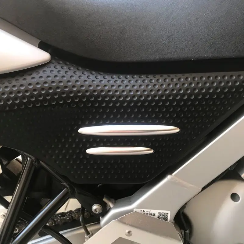 Отделка топливного бака CNC из алюминиевого сплава Подходит для BMW F650GS/Dacar [2000-2007] |