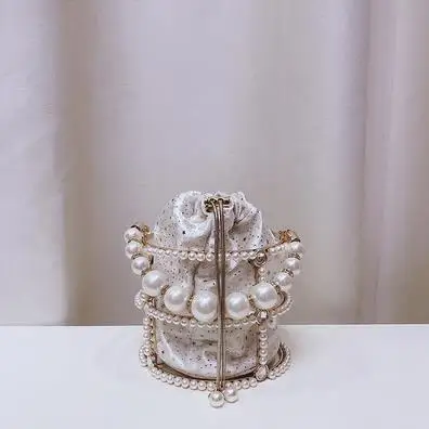 Pearl cream Высококачественная Роскошная ручка с бахромой, металлическое ведро с бриллиантами, стильная женская вечерняя сумка для вечеринки, сумка-шоппер через плечо, женская сумка - Цвет: Pearl cream