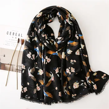 

2019 Fashion Black Flying Bird Fringe Viscose Scarf Lady Print Soft Shawls and Wraps Pashmina Stole Bufandas Muslim Hijab Snood