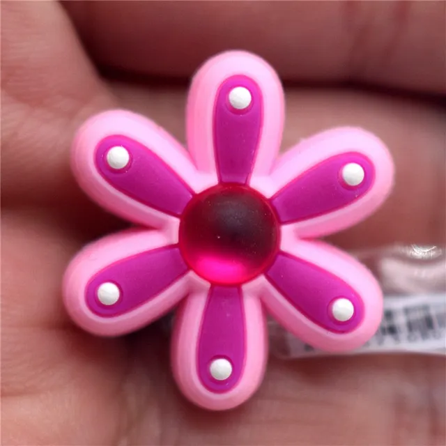 1pcs High Imitation Shoe Charms Colorful Heart-shaped Shoe Buckles Original Accessory fit Bracelets Croc JIBZ Kids Gifts F-ZBX20 N