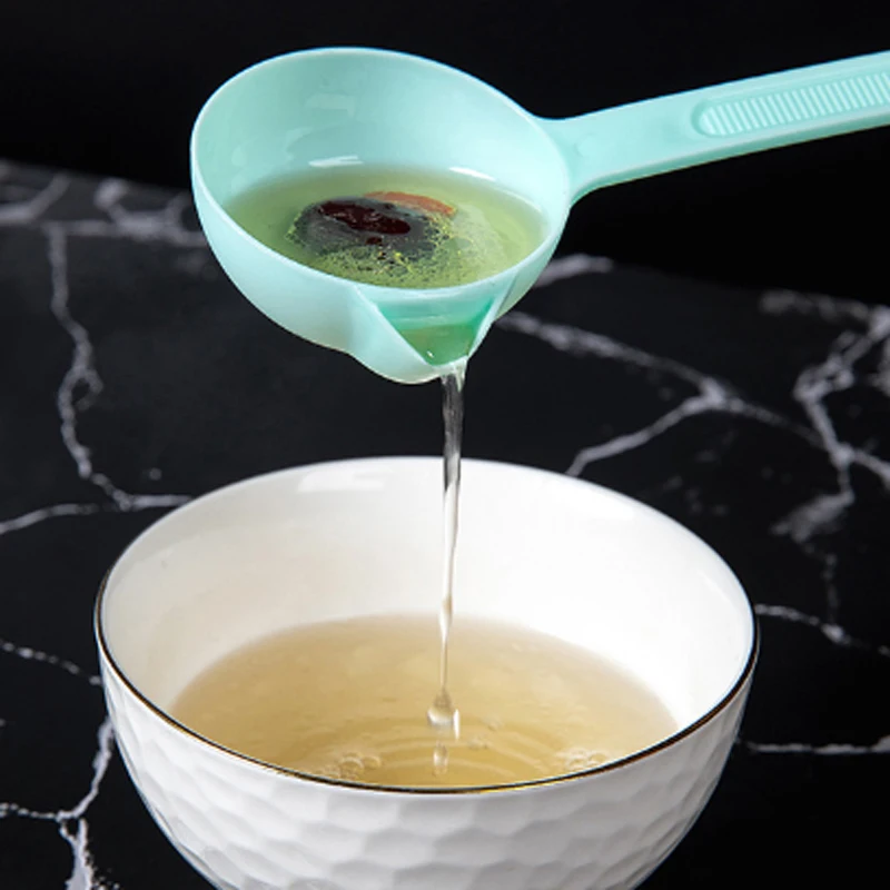 

2PCS Plastic Oil Filter Soup Spoon Multifunction Oil Soup Separation Filter Residue Filtering Spoon For Home Kitchen Tools