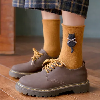 

Winter Warm Socks For Women Mid-Tube Simple Sweet Cartoon Cat Pattern Soft Breathable crimping Wool Socks Female