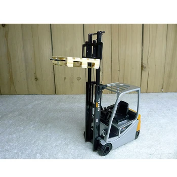 

1/25 STILL Forklift RX20-20 Metal Simulation Forklift Engineering Truck Model Alloy Die casting Model Collection For Kids Gift