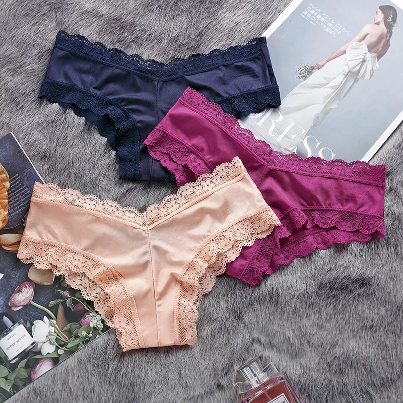 

Sexy Ice Silk Seamless Panties Women Lace Embroidery Hollow Underpants Ladies Breathable Low Waist Briefs Intimates Lingerie