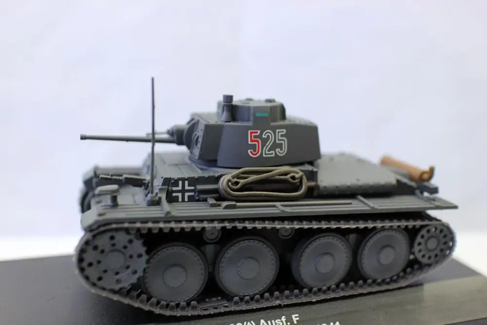 PzKpfw 38 Ausf F t Germany 1941-1/72 No17 