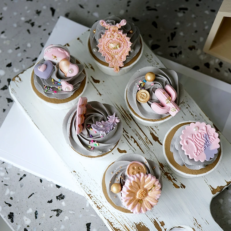 

Artificial Cupcake Fake Cake Mold 8 Cm Height Clay Dessert Decorating For Showcase Photography Props Cake Store