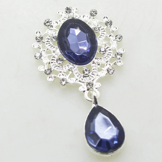 Elegant Crystal Brooch Set - Fashionable Wedding & Holiday Decorations