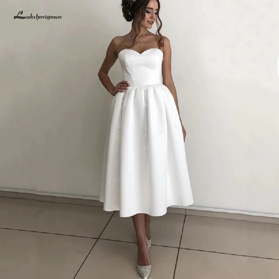 

Lakshmigown Satin Sweetheart Short Wedding Dress Satin Vestido Curto 2019 Simple Beach Wedding Dresses for Bridal Trouwjurk