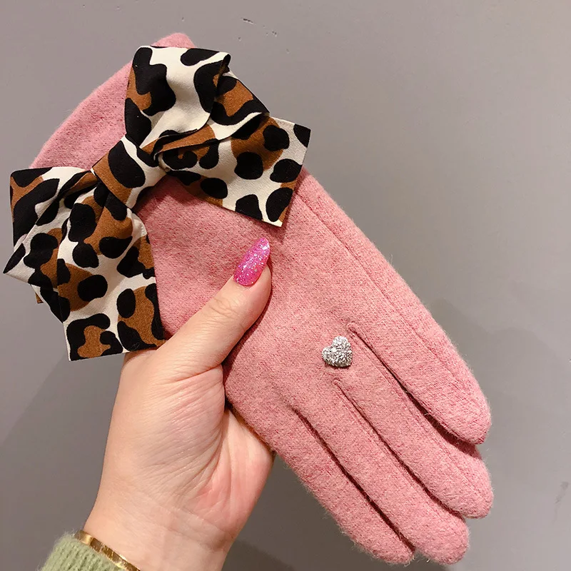 Pink Перчатки в Корейском стиле, модные, с леопардовым узором, шерстяные, с кристаллами, милые, теплые, женские, зимние, толстые, с бантом, модные - Цвет: Pink
