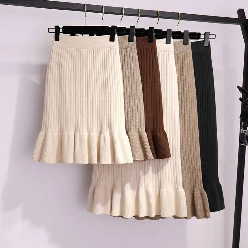 Женские юбки с эластичной резинкой на 60-70 см, осенне-зимняя теплая трикотажная прямая юбка, ребристая юбка средней длины в рубчик, черная юбка-годе