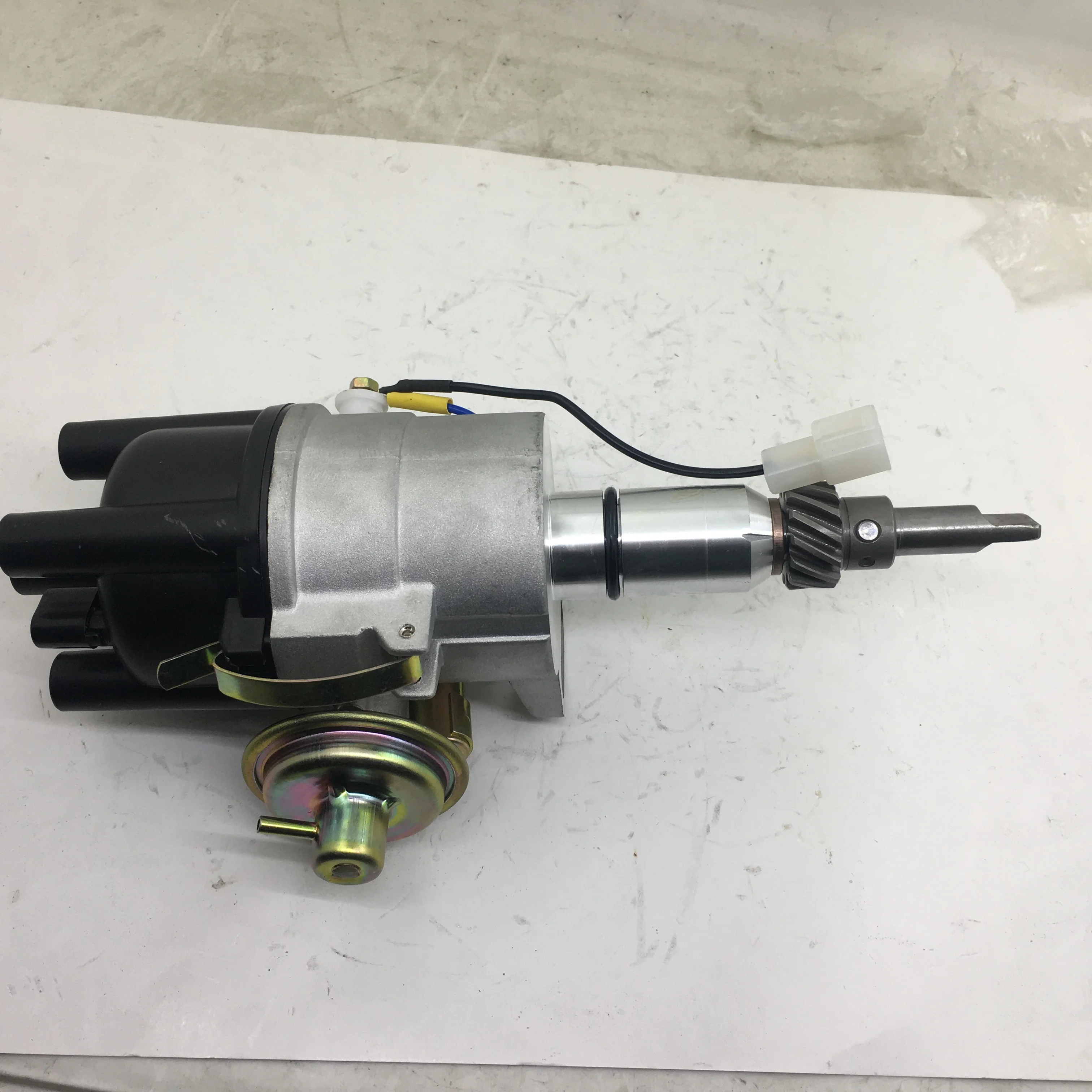 SherryBerg carb 19030-71010 point DISTRIBUTOR for TOYOTA 1Y 2Y 3Y FOR HIACE HILUX DYNA DELTA & LITEACE 19100-73040