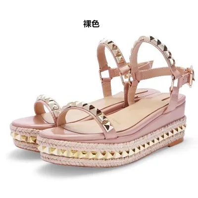 2019 chaussures femme Золотой декор из заклепок женская обувь на танкетке sapato feminino Женская