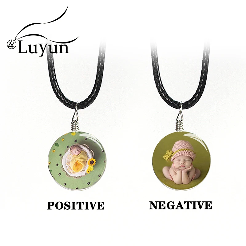 

Luyun Double-sided Crystal Necklace Personalized Jewelry women's Necklace Custom Photo Goliday Gift