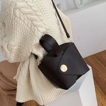 

Casual Solid Color Bucket Bags For Women Luxury Pu Leather Shoulder Bags Female Designer Lock Women Messenger Crossbody Bag New