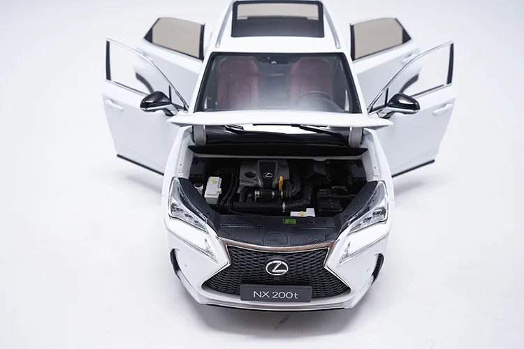 Авторизованный завод 1:18 LEXUS NX NX200T модель автомобиля, классическая металлическая игрушка suv белые модели автомобилей для подарка, коллекция