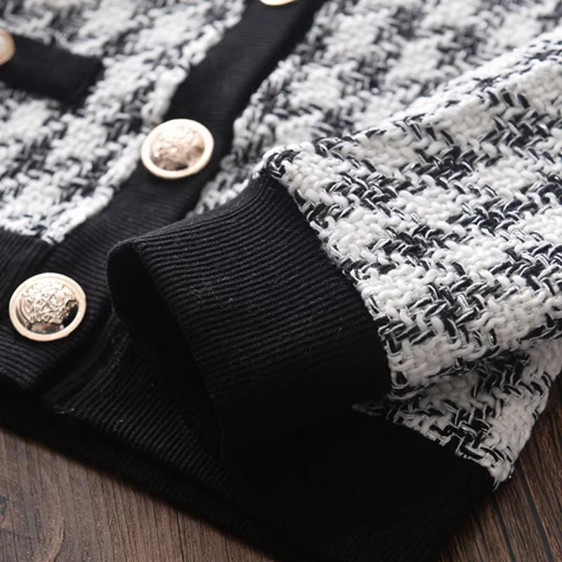 Рисунок 5 - Клетчатый топ с длинными рукавами