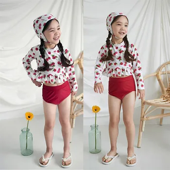

Girl Swimsuit Long Sleeve Ruffle Raspberry Print Two-Piece Swimsuit With Swimming Cap 2020 Summer Bathing Suit Beachwear