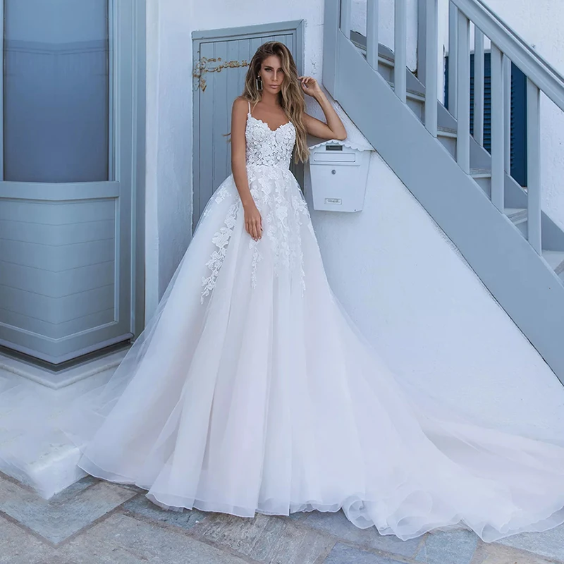 

Eightale Beach Wedding Dress V Neck Spaghetti Stap Appliques Lace Bridal Gown Tulle A-Line Boho Wedding Party Dress