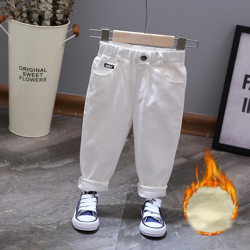 Новинка; модные детские зимние теплые джинсы с дырками для девочек и мальчиков; сезон весна-лето; повседневные свободные рваные детские джинсы