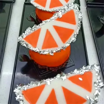 

Silver Foil 24K Edible Real Gold Powder Foil Made of Genuine Gold Leaf Food Grade Suits Skincare Food Decorating Chocolate Mold