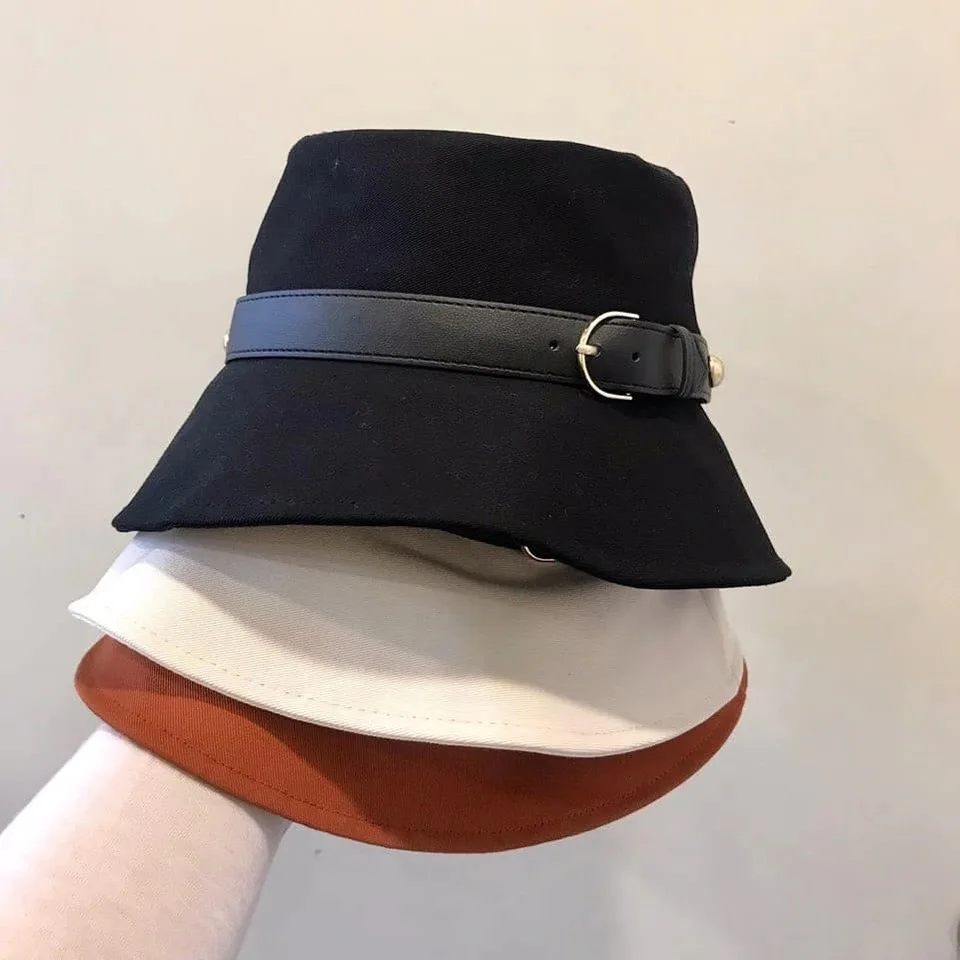 leather and cotton solid Bucket Hat Fisherman Hat outdoor travel hat Foldable Sun Cap Hats for Men and Women 578