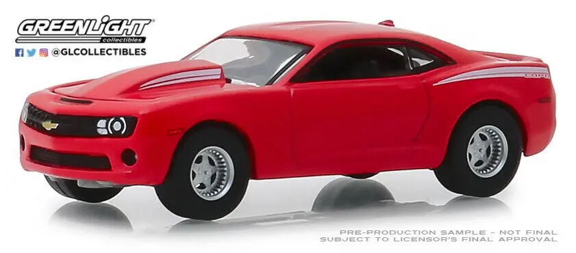 Зеленый свет 1: 64 2012 Chevrolet COPO Camaro 50th Игрушечная машина из сплава игрушки для детей литой модельный автомобиль подарок на день рождения