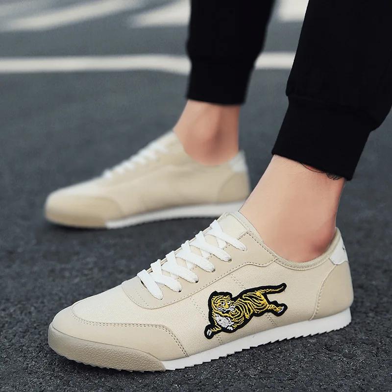 

2018 Summer New Style Men Forrest Gump Canvas Shoes Men's Korean-style Trend Low Top Students Shoes Daily Life MEN'S Casual Shoe