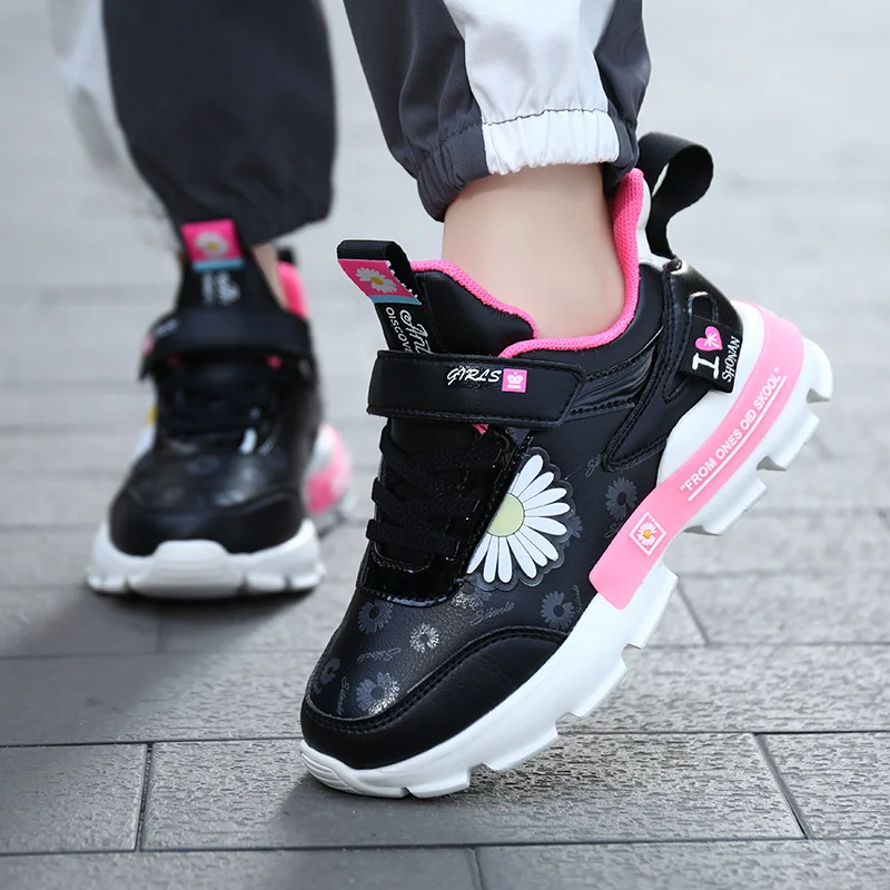 Girls trainers size 8 Clearance