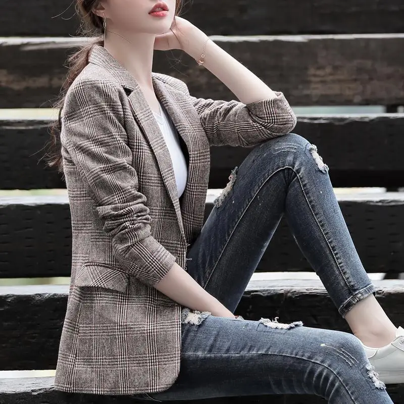 

2020 New Plaid Spring and Autumn Retro Blazer Slim Slimming Long-Sleeved Temperament Small Suit Short Coat Women