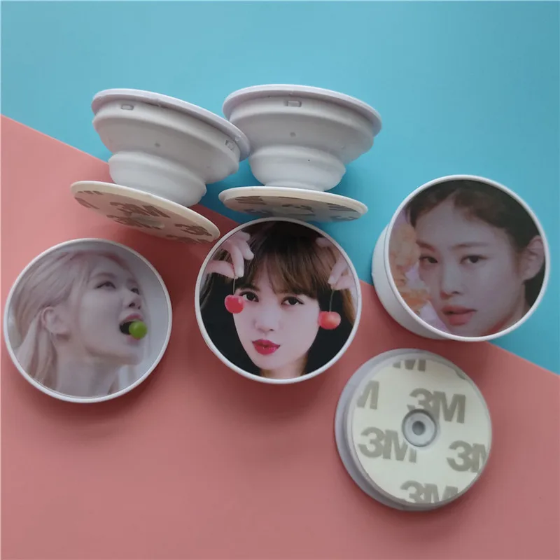

2020 Kpop Blackpink Welcoming Collection Lisa Jennie Rose Jisoo Peripheral Mobile Phone Telescopic Air Bag Lazy Ring Collection