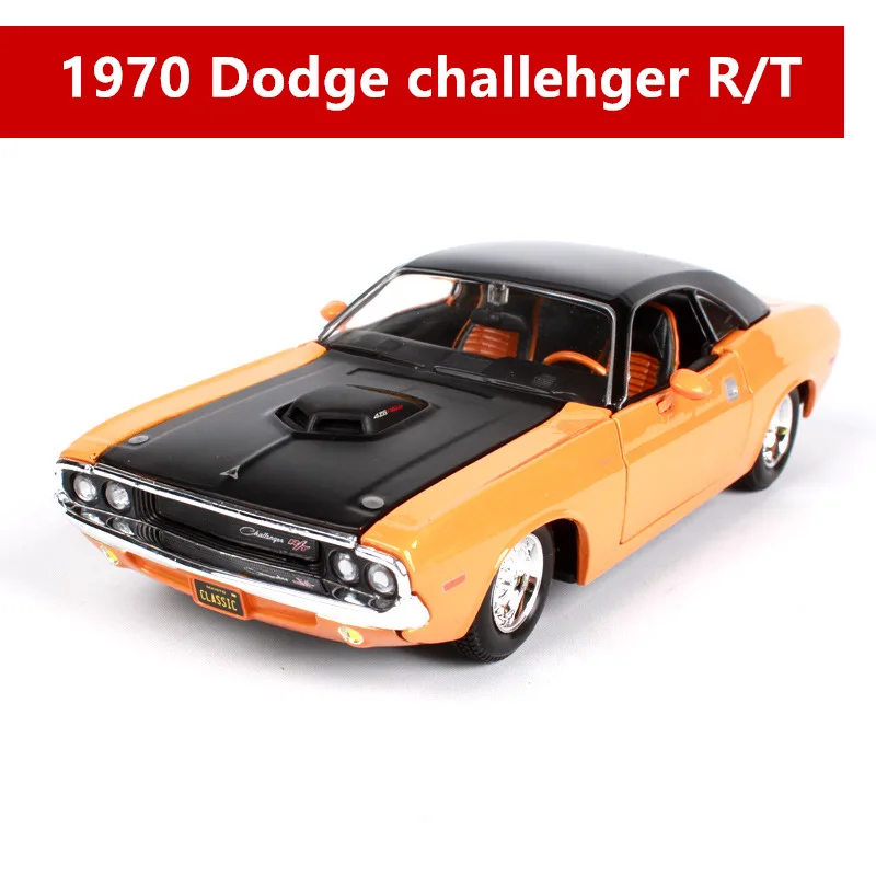 Maisto 1:24 1970 Dodge Challenger модель автомобиля из сплава, модель автомобиля, украшение автомобиля, коллекция, Подарочная игрушка - Цвет: 1970