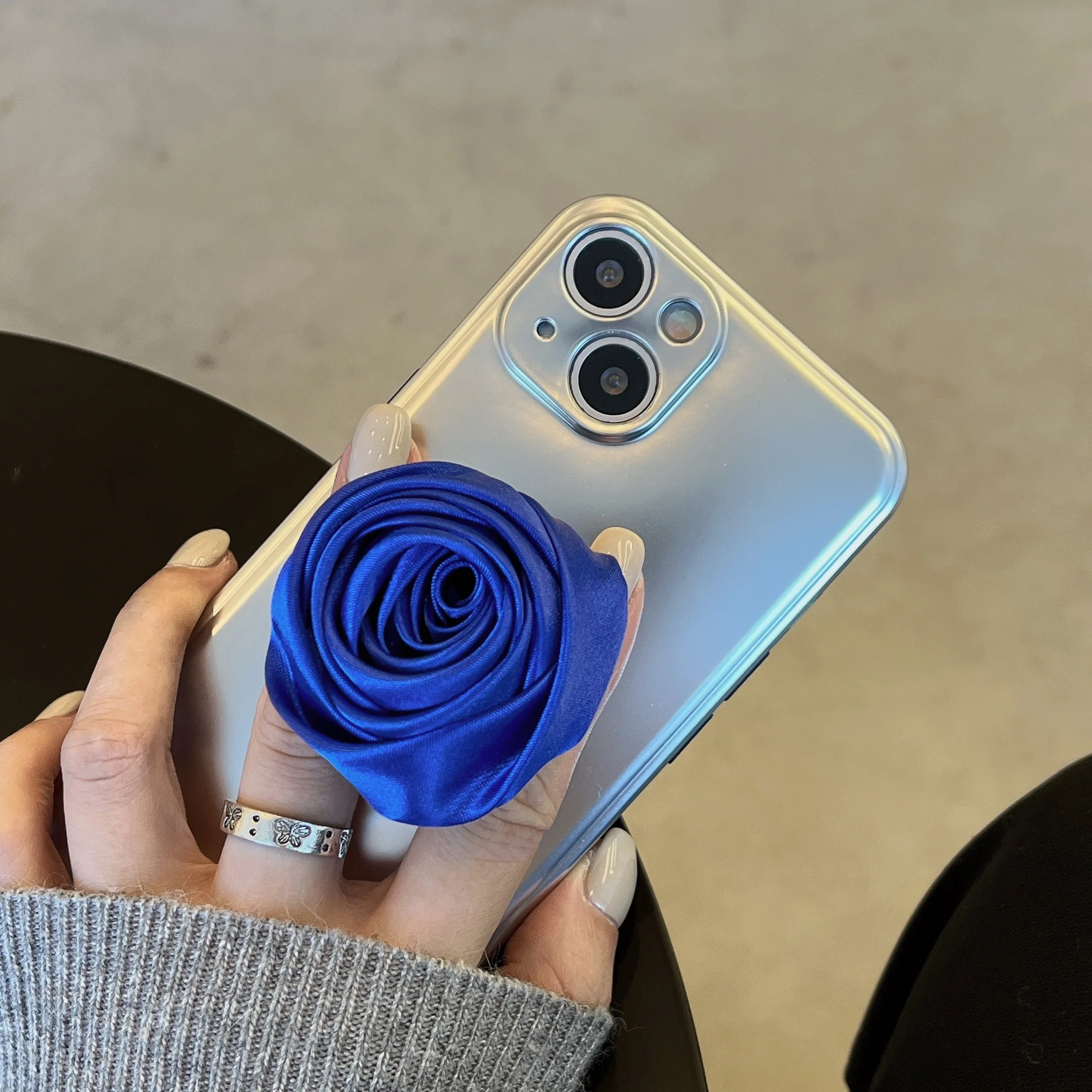 Силиконовый чехол для iphone 13 8 7 Plus X XR 11 12 pro XS MAX с подставками из синей розы |