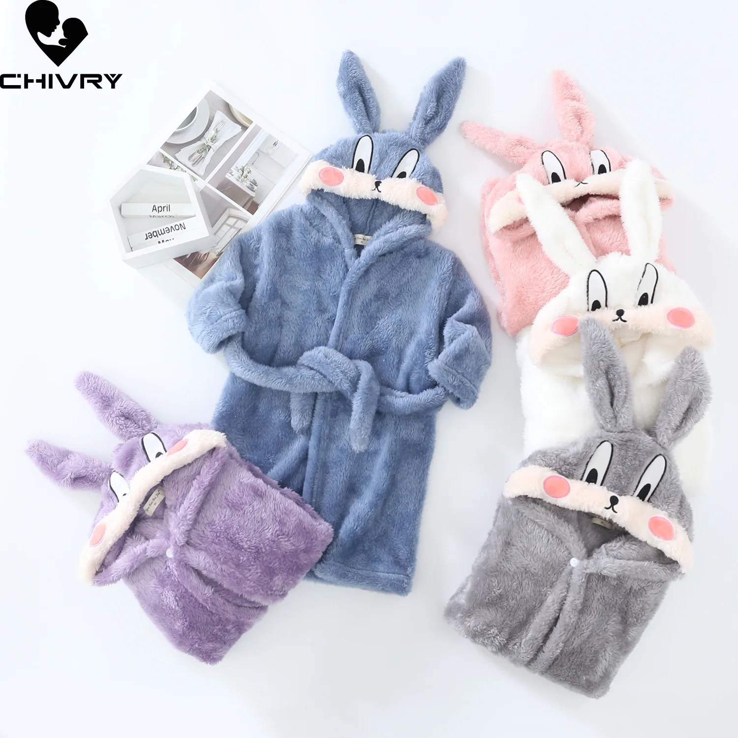New Autumn Winter Baby Hooded Bathrobe Kids Bath Robe Boys Girls Warm Flannel Pajamas Kids Cartoon Rabbit Plush Towel Robe