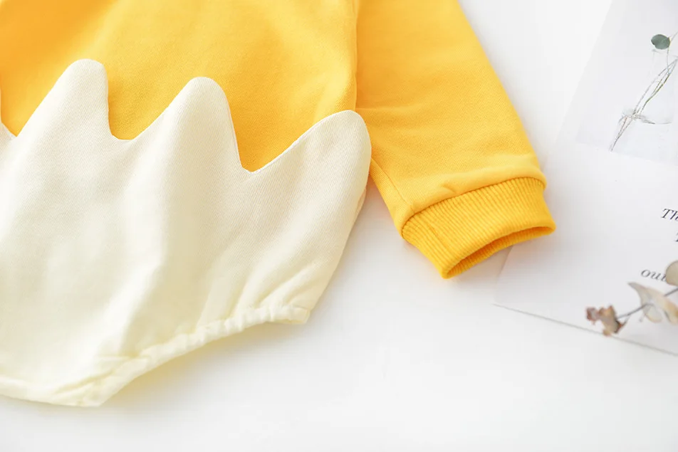 11423841160_646413610