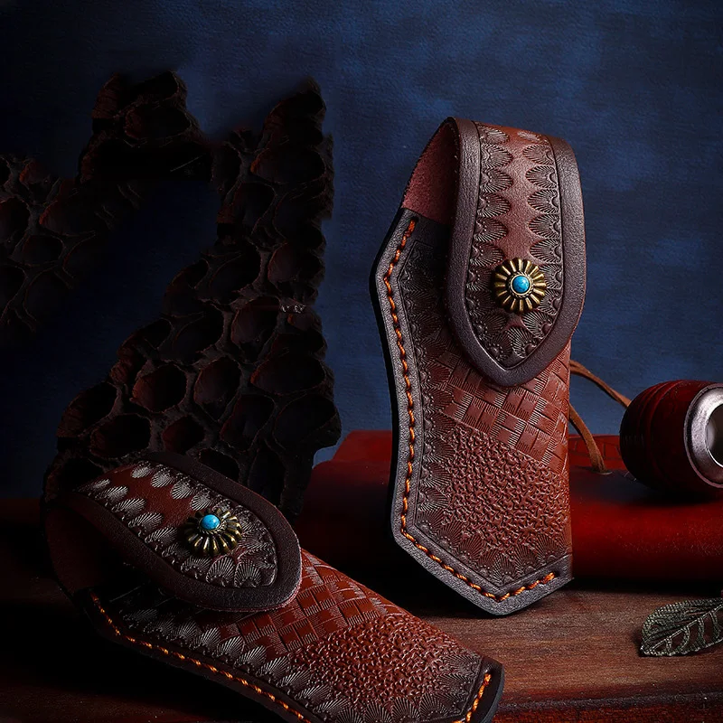 The first layer of cowhide knife cover is carved to store the small knife leather cover and the outdoor scabbard case