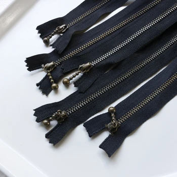 

Zippers with diy accessories are 12-30cm black zippers with dark bronze closed-mouth drip head