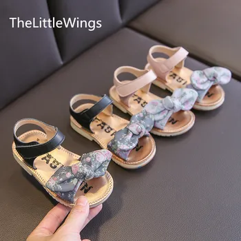 

2020 new summer children's sandals Korean version light and comfortable beach girls' open toe bowknot shoes 1-3 years old
