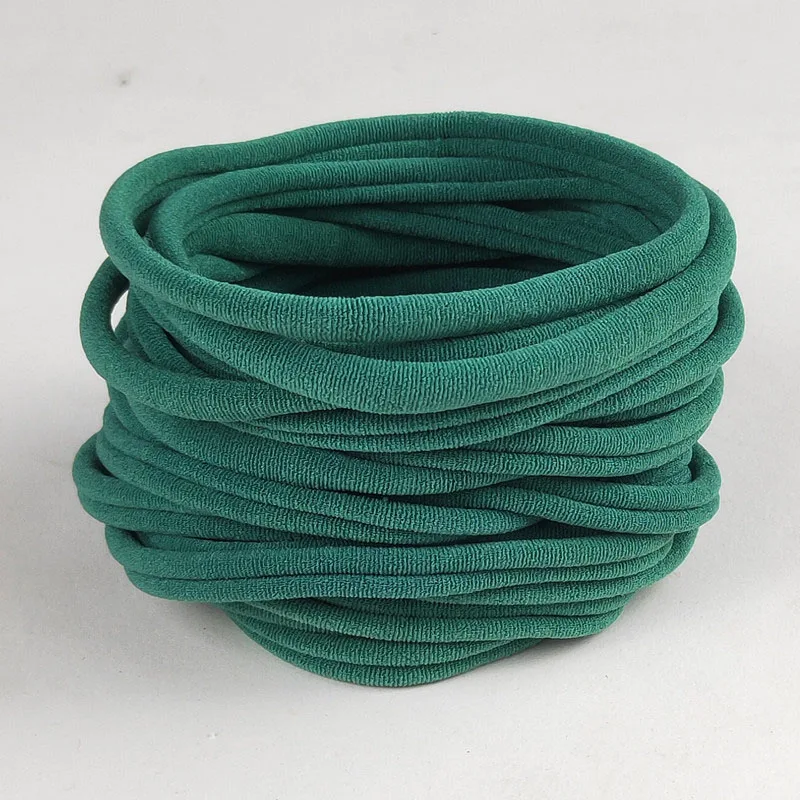 Forest green 100 шт./лот, Новые однотонные нейлоновые эластичные повязки на голову, супер мягкие и не маркие, бесследные детские повязки на голову - Цвет: Forest green