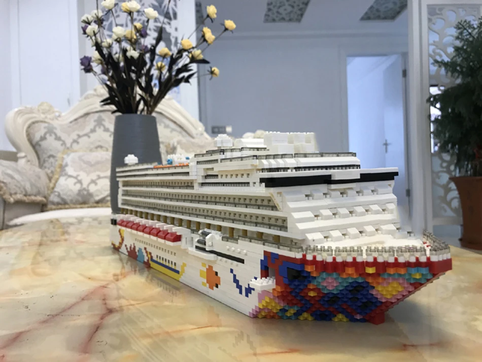 Navio de Cruzeiro Luxo Forro Grande Barco Branco 3d Modelo Faça Você Mesmo Diamante Mini Blocos Construção Tijolos Uma Peça Conjunto Brinquedo Zrk 13 barco branco 3d modelo diy diamante mini