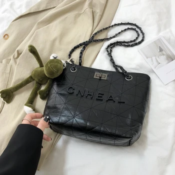 

High-quality large-capacity ladies bags 2020 new trendy fashion texture rhombic chain tote bags simple and practical female bags