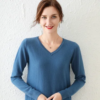 

Spring and Autumn Women's long-sleeved V-neck knitted solid color T-shirt