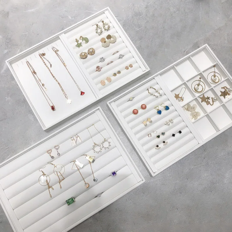 Surprise Price Luxurious White Earrings Jewellery Display Rings Tray Necklaces Holder Various Models for Woman Option Wholesale top selling luxurious white pu earrings jewellery display rings tray necklaces holder various models for woman option wholesale