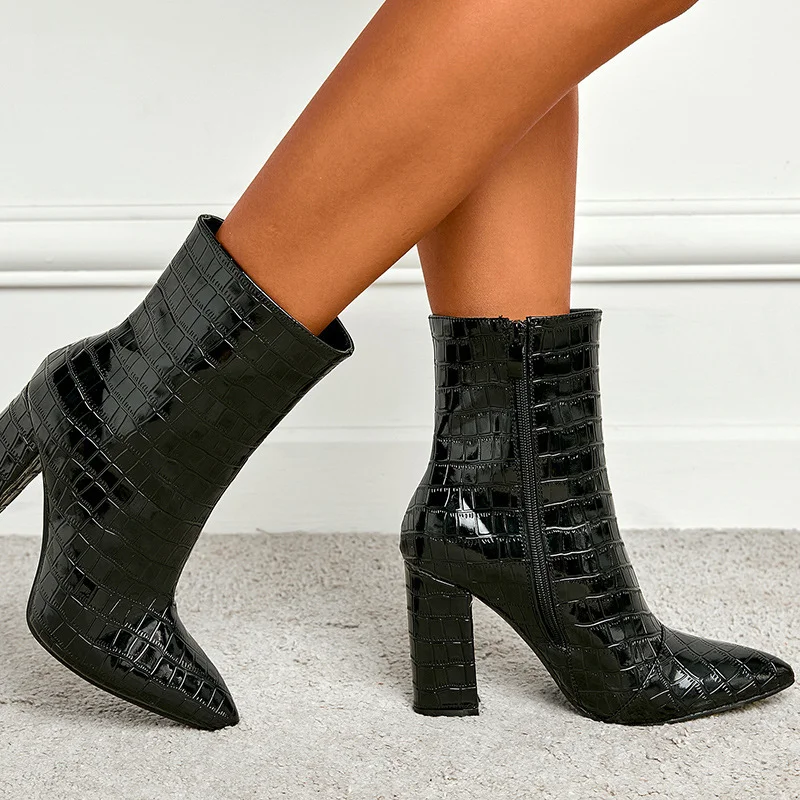 

2022 New Fashion Brand Top Quality Office Ladies Pointed Toe Slip on Boots for Women Block High Heels Shoes Woman Boots Women