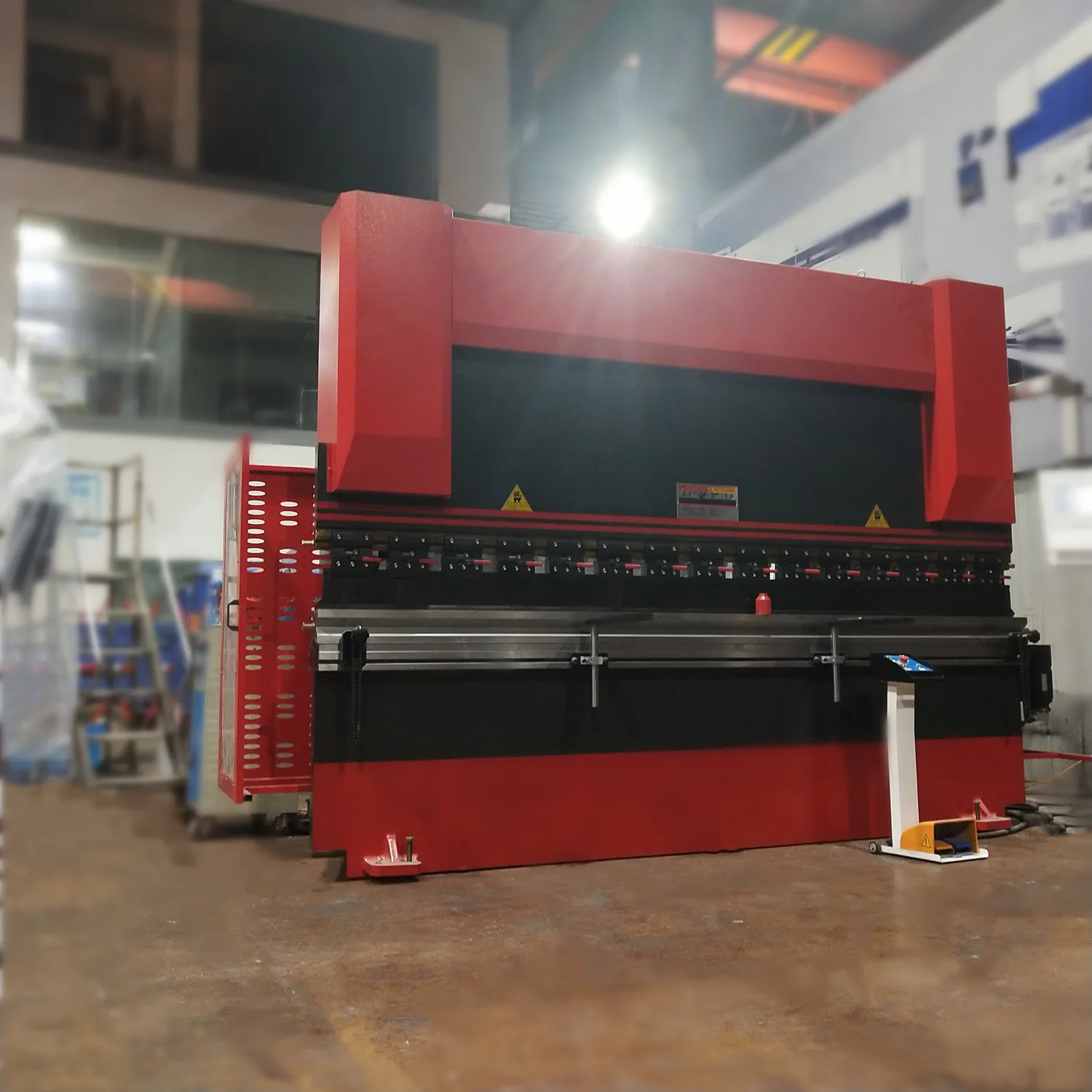 TP10s листовая сталь алюминий CNC гидравлический листогибочный пресс с гибочным
