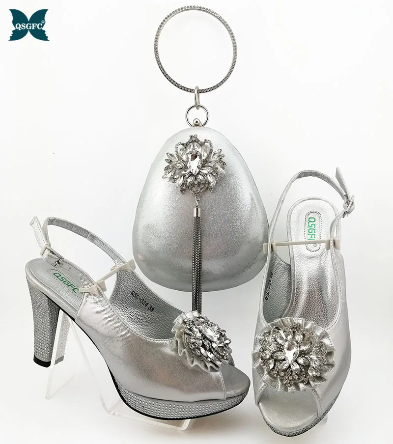 Щепка Цвет итальянского дизайна в комплекте Женская обувь с набором подходящих