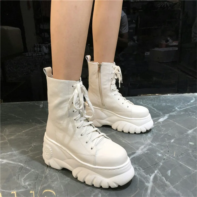 

Fashion Platform High Cut Women's Boots New Genuine Leather Soft Lace Design Short Boots Autumn Winter Casual Black Martin Boots