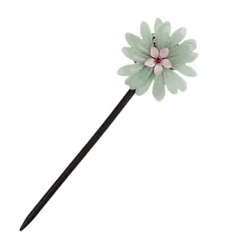 

1 Pc Fashion Unique Lovely Headdress Retro Hairpin Flower Shape Headdress Wooden Hairpin for Women Lady Photo Girl
